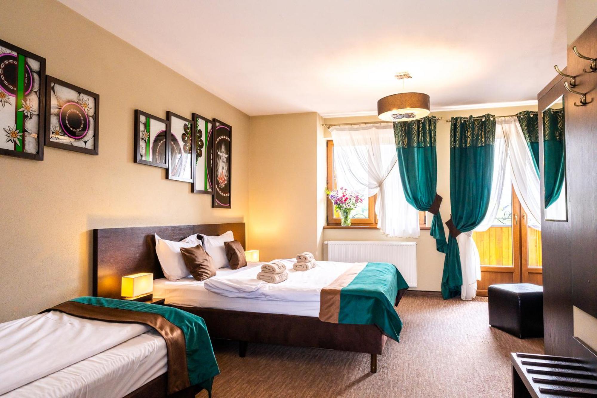 Szafran Bed & Breakfast 3*